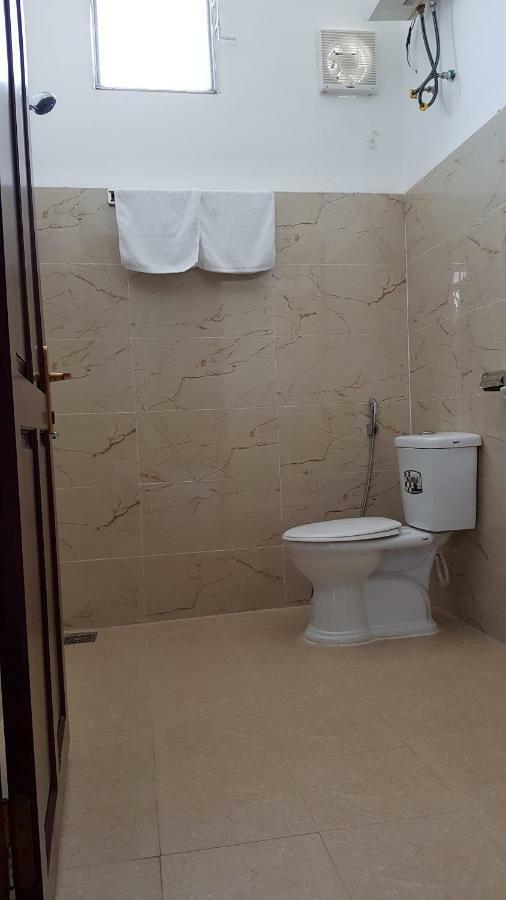 White House Hostel Нячанг Екстер'єр фото